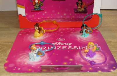 DisneyPrinzessinnen-Diorama-Figuren-6.jpg