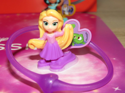 DisneyPrinzessinnen-Diorama-Figuren-10.jpg