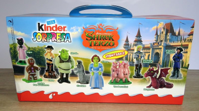 Diorama-ShrekTerzo-KinderSorpresa-2.jpg