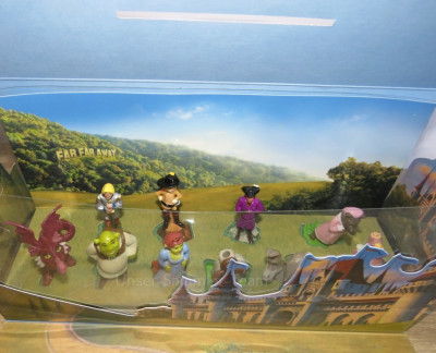 Diorama-ShrekTerzo-KinderSorpresa-8.jpg