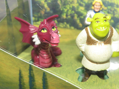 Diorama-ShrekTerzo-KinderSorpresa-11.jpg