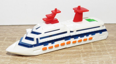 Kreuzfahrtschiff-Ueei-1.jpg