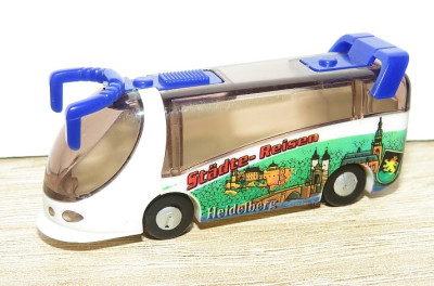 Bustour-Ueei-1.jpg