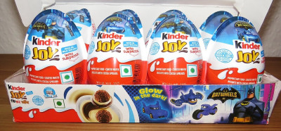 KinderJoy-Indien2025-Batwheels-2.jpg