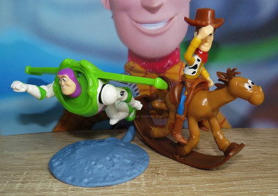 KinderGransorpresa-ToyStory-3.jpg