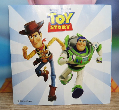 KinderGransorpresa-ToyStory-4.jpg