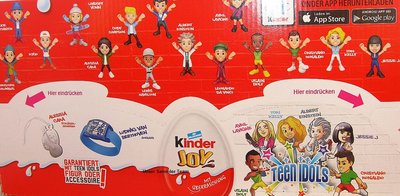 KinderJoy-TeenIdols2017-3.jpg